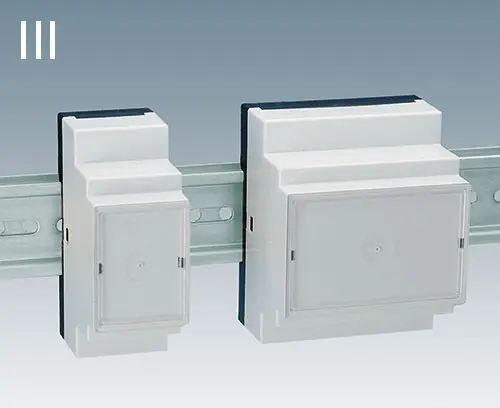 Version III with high top parts: closed case for front connectors etc.