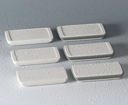 Protection class IP 54: SLIM-CASE vers. IV-VI with TPE intermediate ring; protection class up to IP 65: SLIM-CASE vers. I-III with optional seal